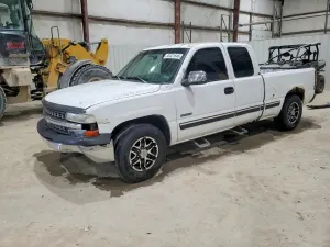 Chevrolet Silverado 1500 4.8L 8 2001