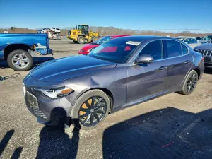 Alfa Romeo Giulia 2.0L 4 2017