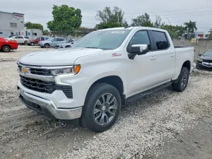 Chevrolet Silverado 1500 5.3L 8 2025