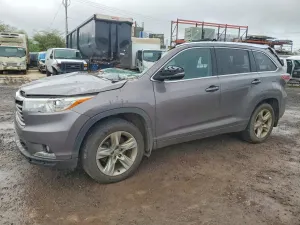 Toyota Highlander 3.5L 6 2014