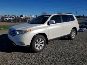Toyota Highlander 3.5L 6 2013