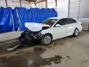 Volkswagen Jetta 1.4L 4 2019