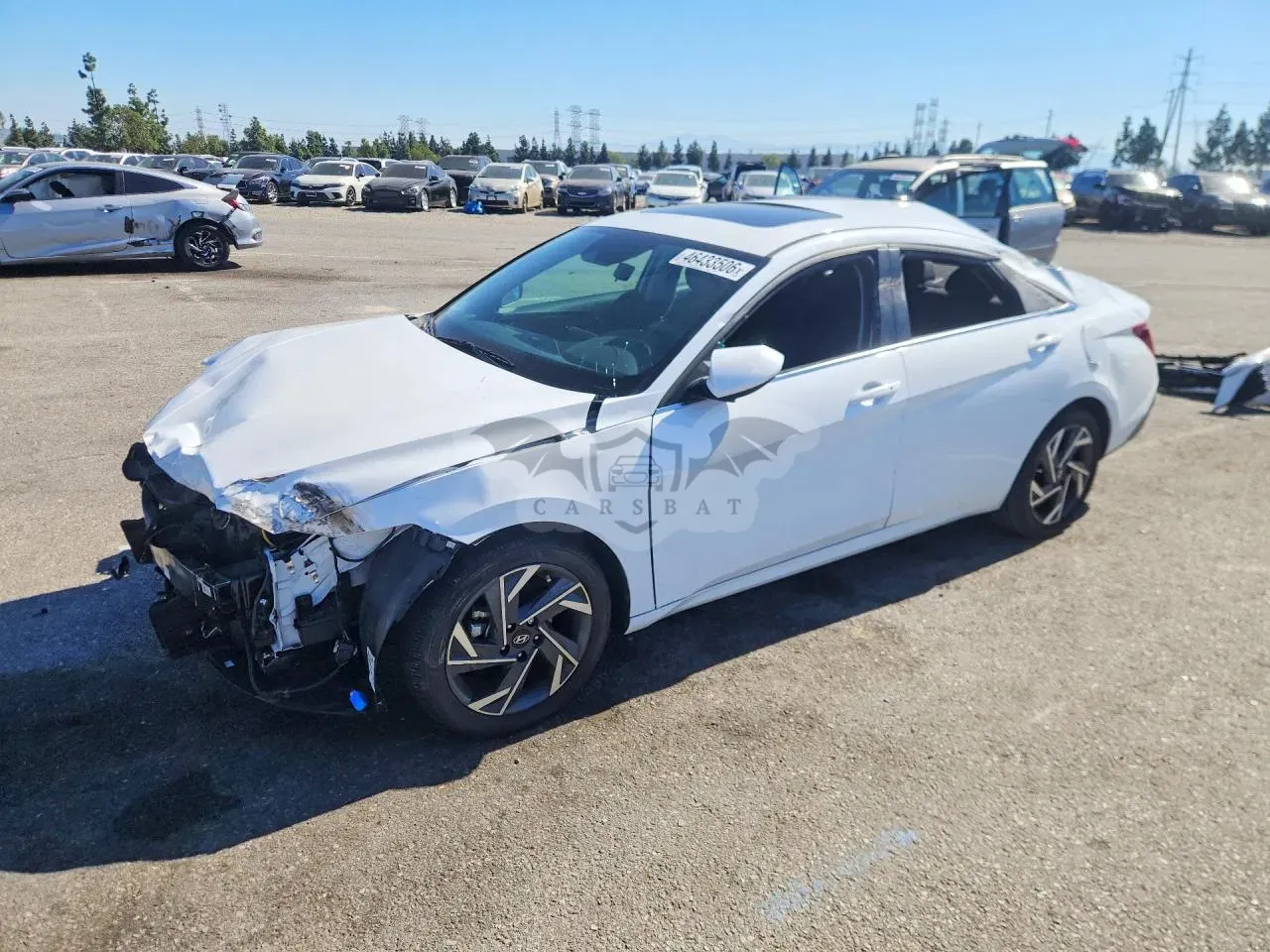 Hyundai Elantra 2.0L 4 2025