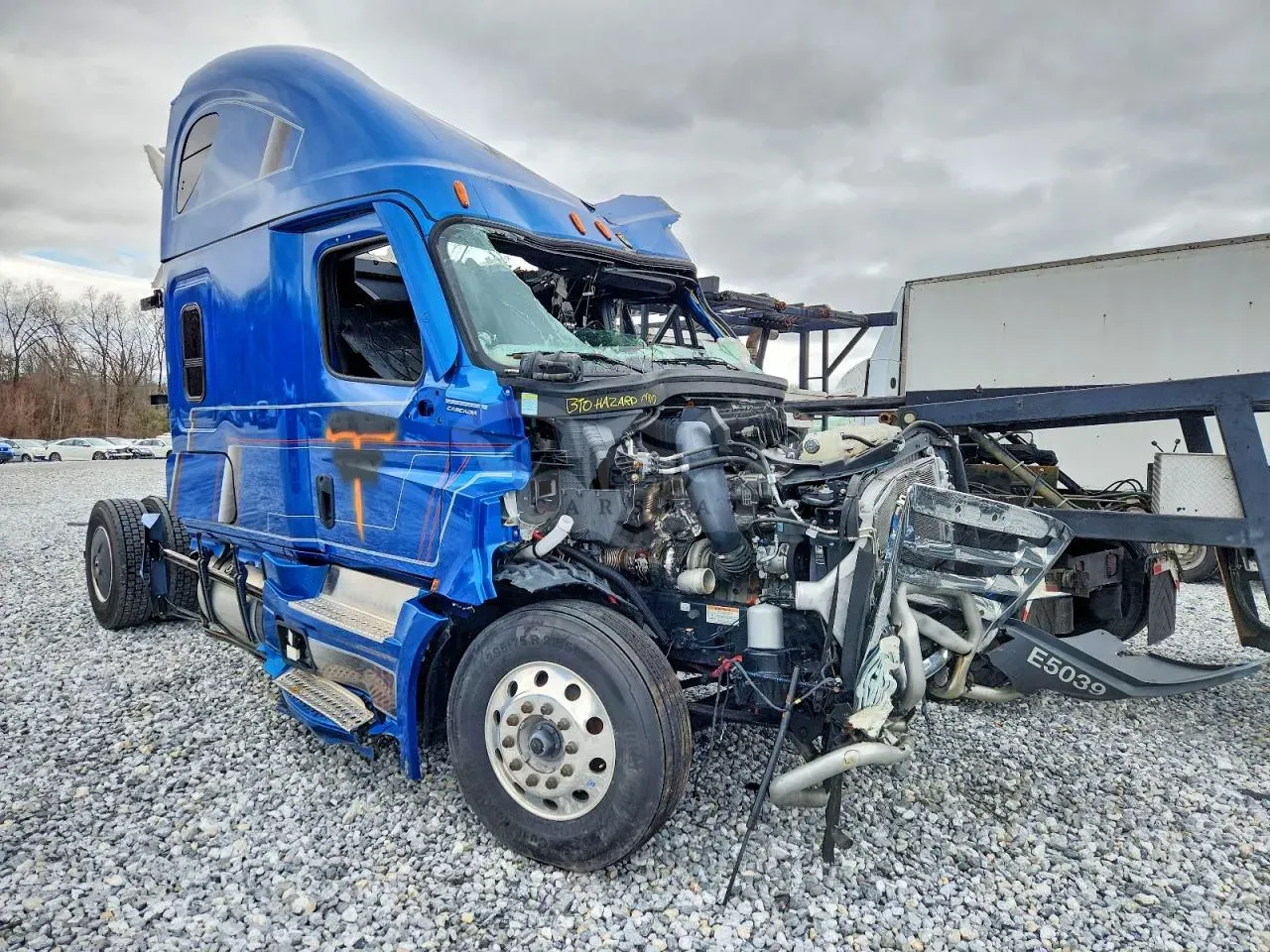 Freightliner Cascadia 14.8L 6 2024
