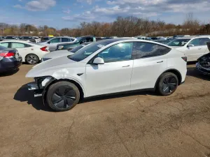 Tesla Model Y 2026