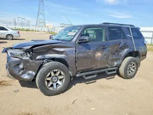 Toyota 4Runner 4.0L 6 2021
