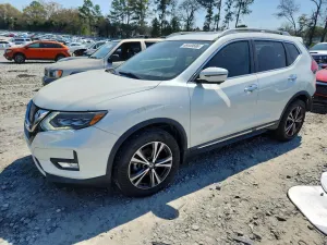 Nissan Rogue 2.5L 4 2017