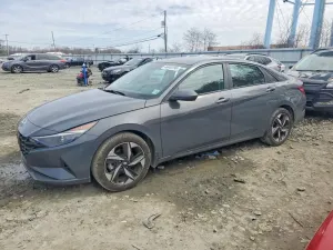Hyundai Elantra 2.0L 4 2023