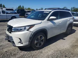 Toyota Highlander 3.5L 6 2018