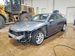 Audi A4 2.0L 4 2022