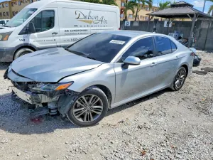 Toyota Camry 2.5L 4 2021