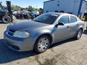 Dodge Avenger 2.4L 4 2013