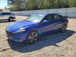 Hyundai Elantra 2.0L 4 2023