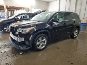 Toyota Highlander 3.5L 6 2016