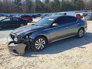 Nissan Altima 2.5L 4 2022
