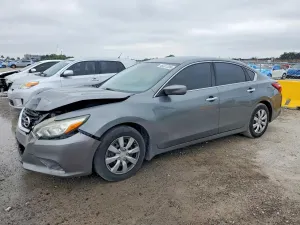 Nissan Altima 2.5L 4 2017