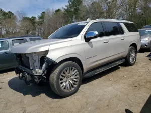 Chevrolet Suburban 5.3L 8 2021