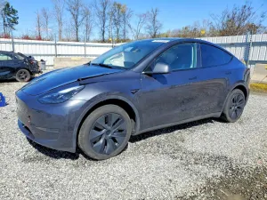 Tesla Model Y 2025