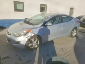 Hyundai Elantra 1.8L 4 2013