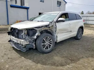 Toyota Highlander 3.5L 6 2018