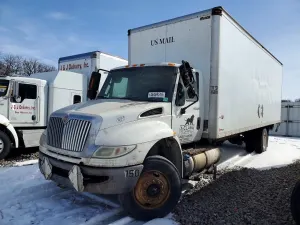 International DuraStar / 4000 6.7L 6 2015