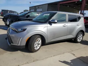 Kia Soul 2.0L 4 2025