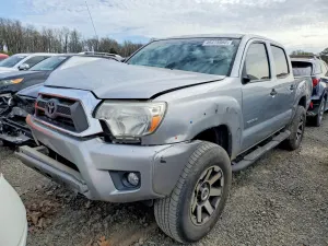 Toyota Tacoma 4.0L 6 2015