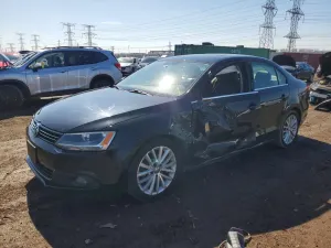 Volkswagen Jetta 2.0L 4 2014