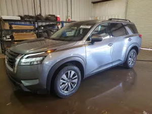 Nissan Pathfinder 3.5L 6 2025