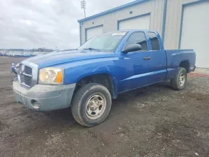 Dodge Dakota 3.7L 6 2005