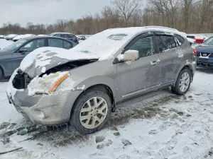 Nissan Rogue 2.5L 4 2012
