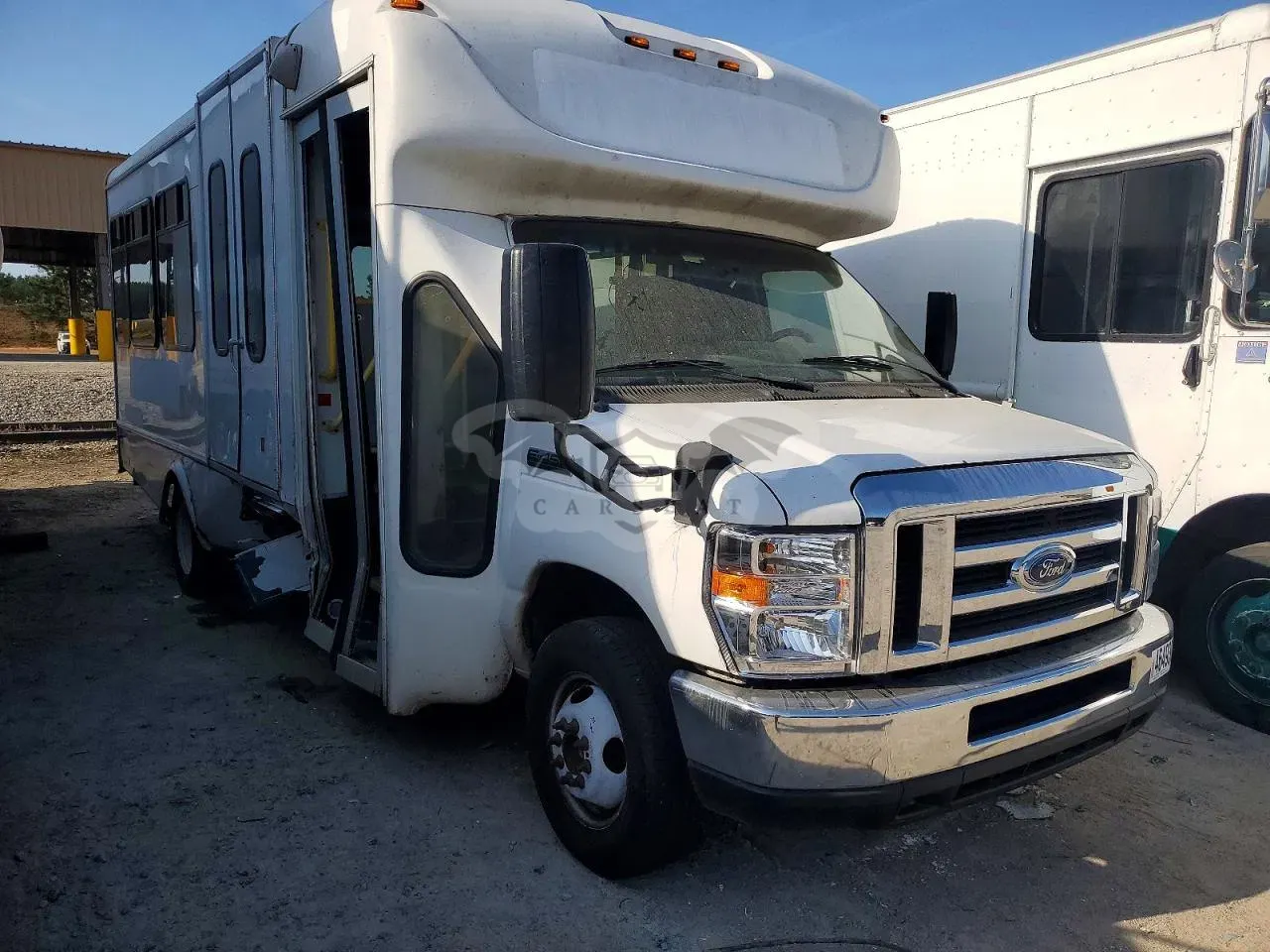 Ford Econoline 6.8L 10 2016