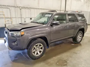 Toyota 4Runner 4.0L 6 2015