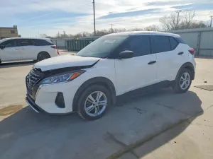 Nissan Kicks 1.6L 4 2022