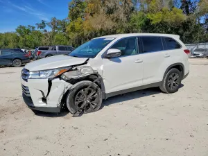 Toyota Highlander 2.7L 4 2019