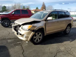 Toyota Rav4 2.5L 4 2012