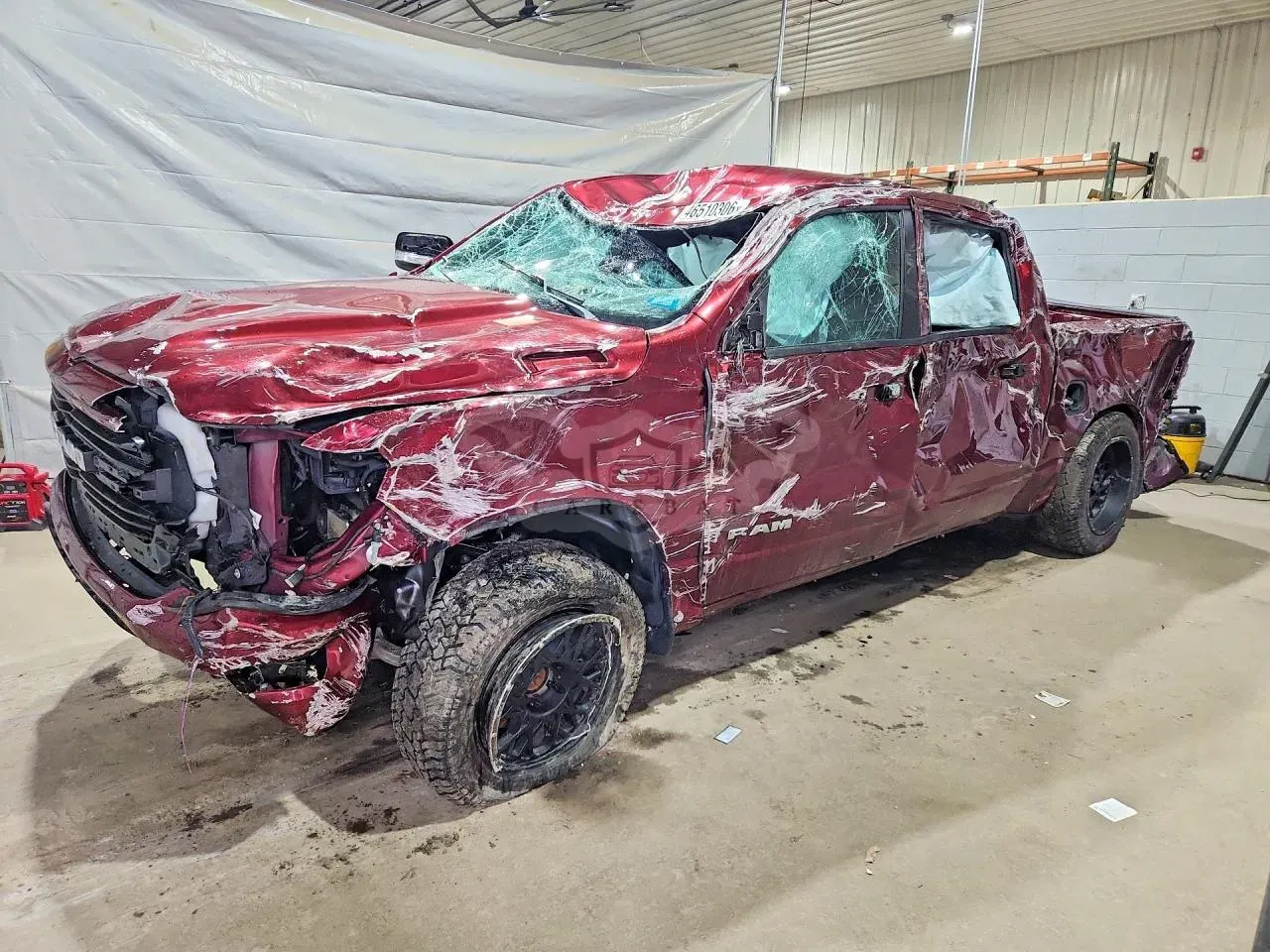 RAM 1500 5.7L 8 2021
