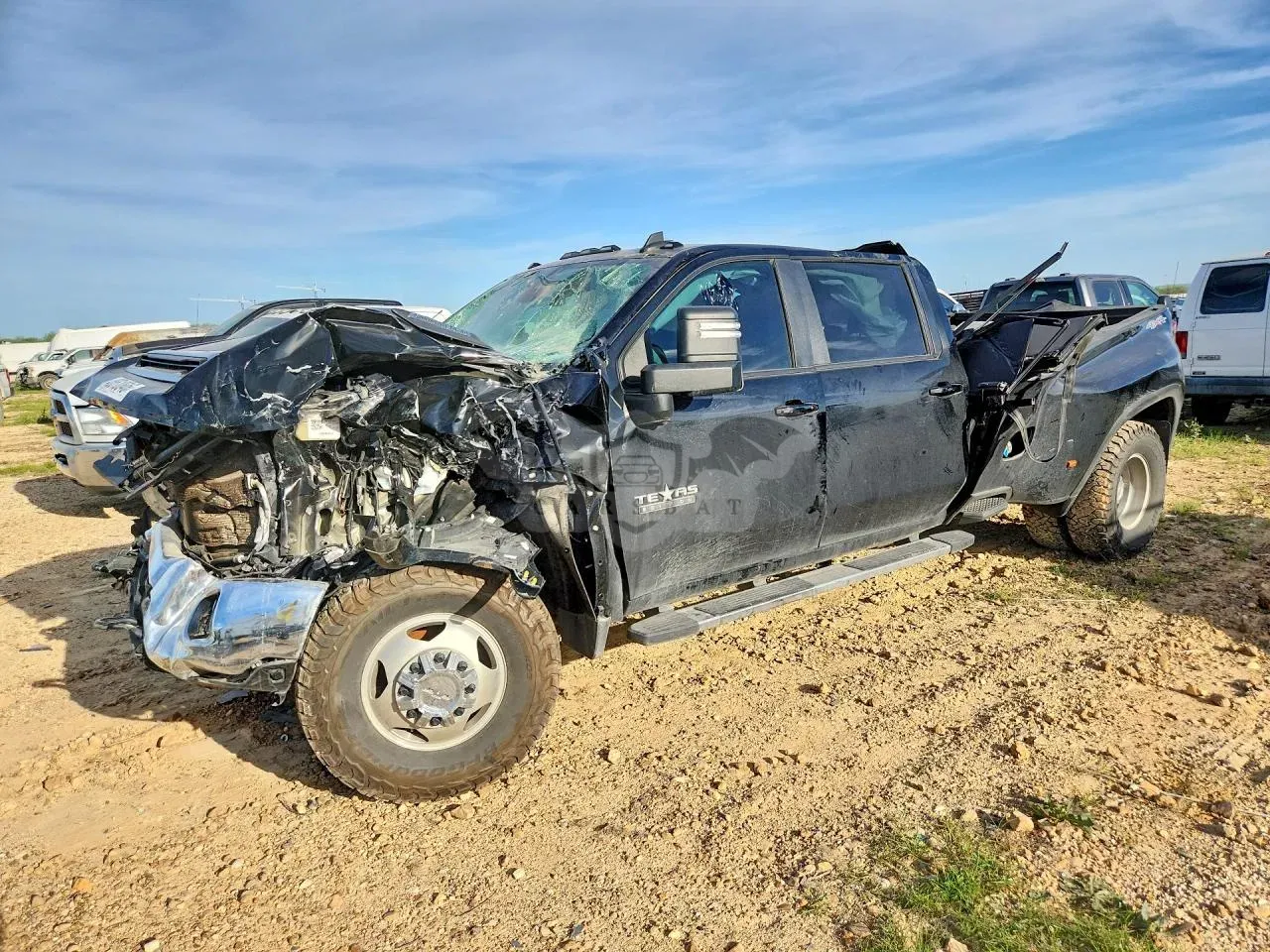 Chevrolet Silverado 1500 6.6L 8 2024