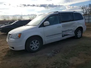 Chrysler Town & Country 3.8L 6 2010