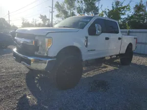 Ford F-250 6.7L 8 2017