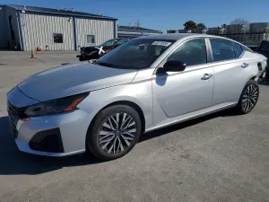 Nissan Altima 2.5L 4 2024