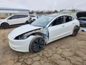 Tesla Model 3 2025