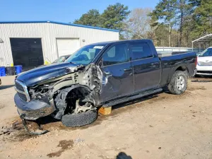 RAM 1500 5.7L 8 2017