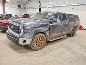 Toyota Tundra 5.7L 8 2020