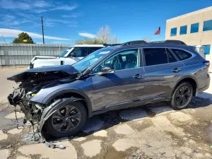 Subaru Outback 2.4L 4 2021