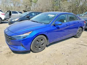 Hyundai Elantra 2.0L 4 2022