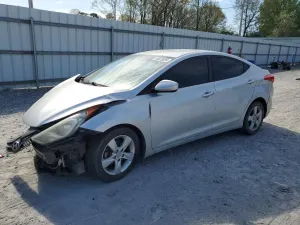 Hyundai Elantra 1.8L 4 2013