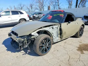 Mazda MX-5 (Miata) 2.0L 4 2024