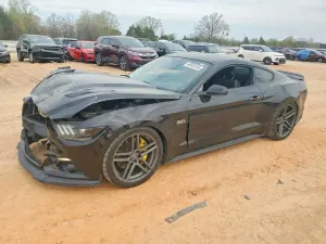 Ford Mustang 5.0L 8 2015