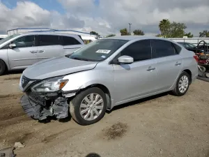 Nissan Sentra S 1.8L 4 2016